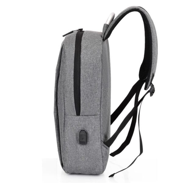 Practical travel backpack - Image 2