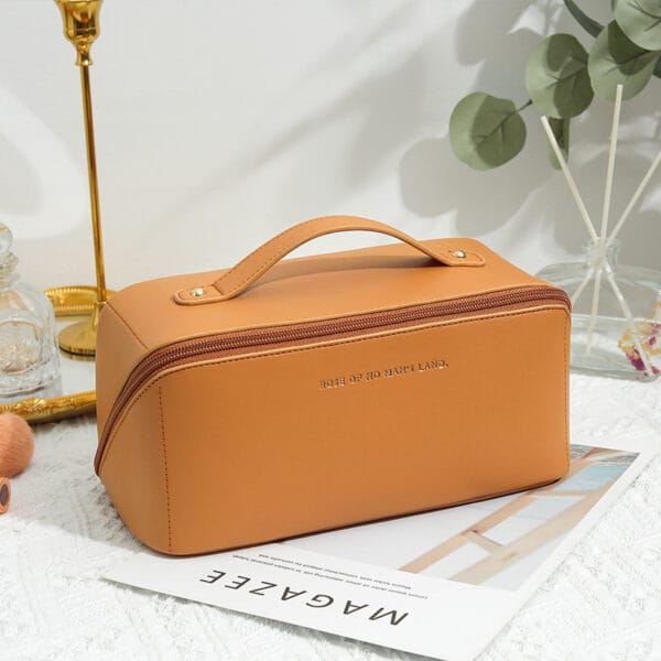 Cosmetic bag - Image 7