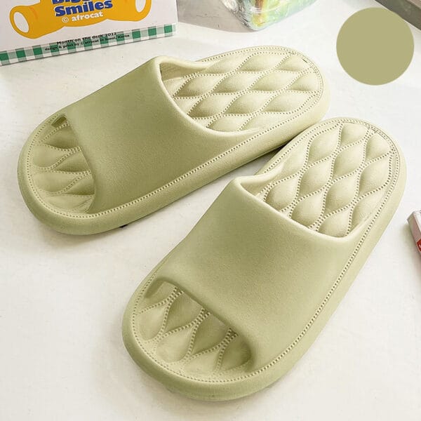 Home slippers - Image 9